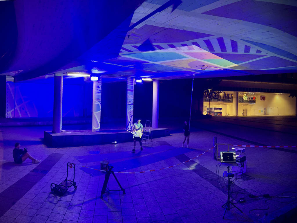 QUAER: Po(i)nt of v/u - Projection Mapping by Jo Jacobs